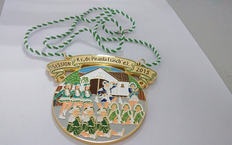 start with the medal purpose and main message