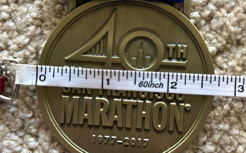 what does medal size mean
