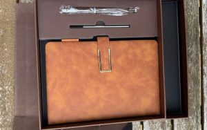 corporate gifting companies cover