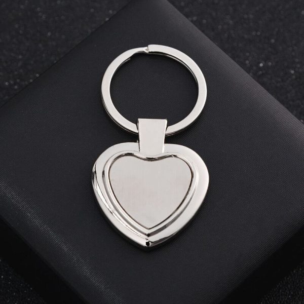 thumbnail image 2 of ER Direct Metallic Real Leather Heart Keyring – Detachable Love Keychain – Made In Italy 2 of 5